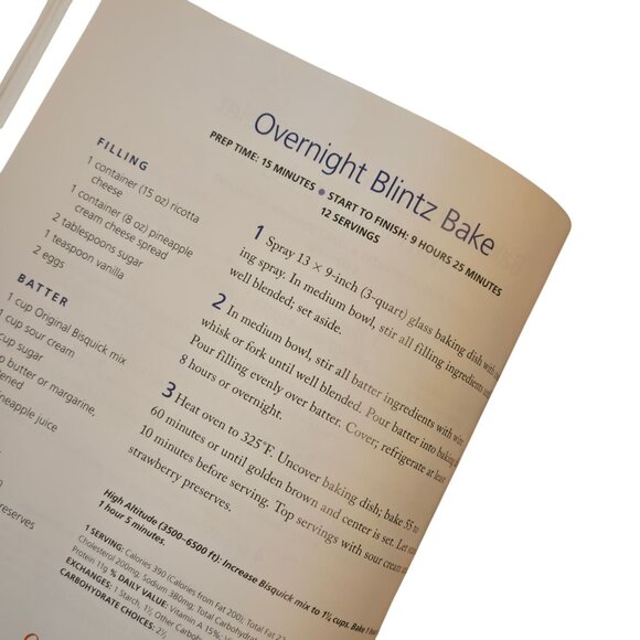 Betty Crocker Ultimate Bisquick Cookbook Exclusive Deluxe Edition Hardcover 2009 - Picture 8 of 16